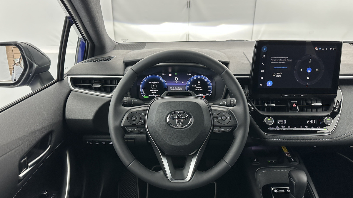 Toyota Corolla Touring Spt 1.8 Hybride 140 Design | Écran couleur tactile 10,5’’ | PLUSIEURS COLORIS