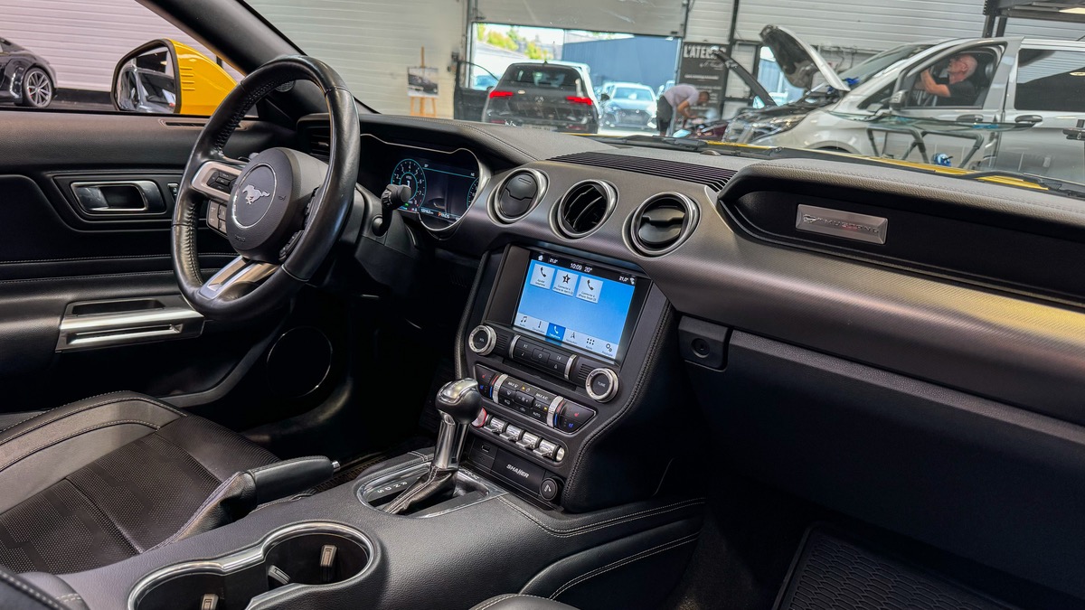Ford Mustang GT V8 5.0 BVA10 450 AB