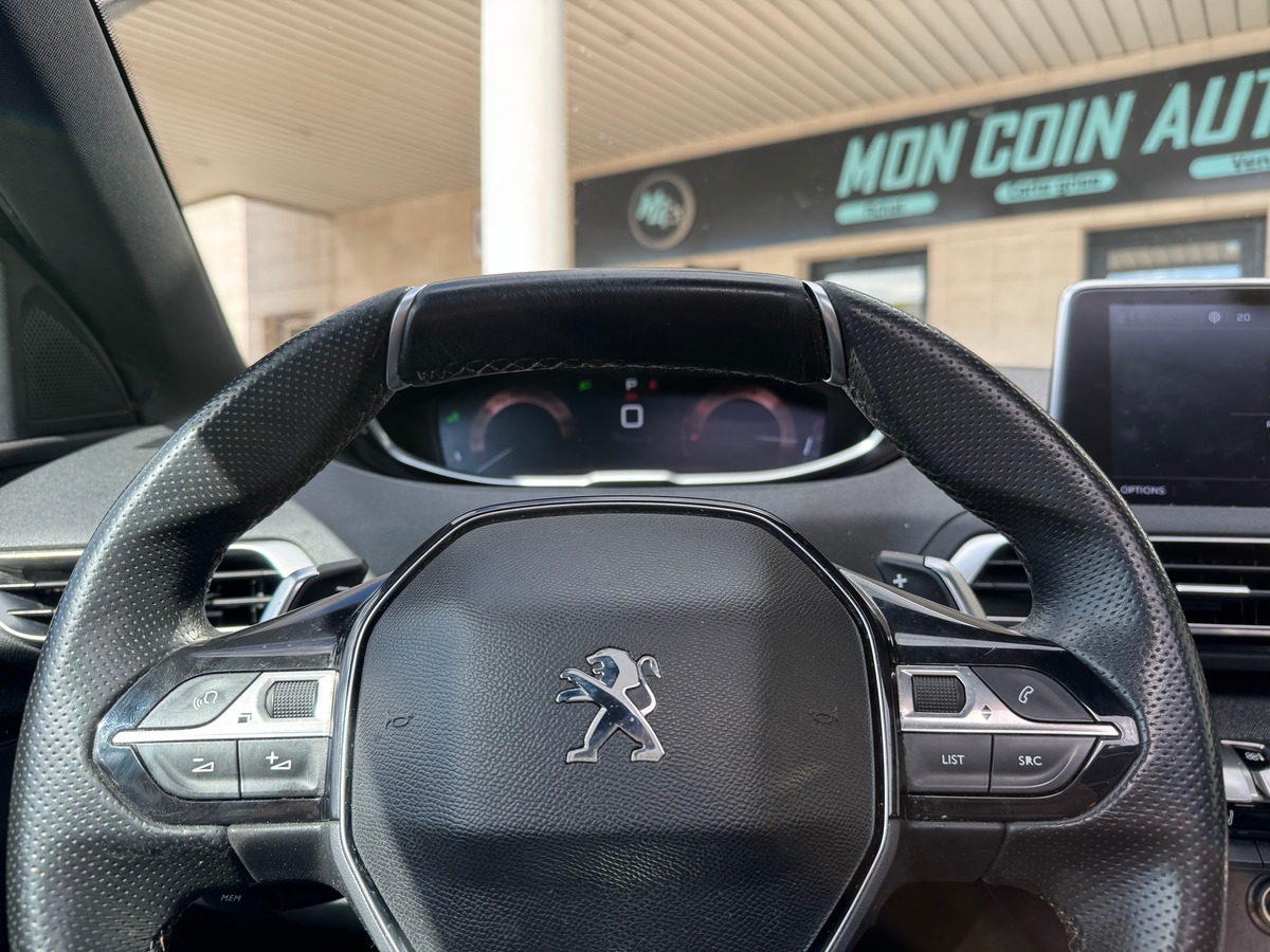 Peugeot 3008 GT LINE Phase 2 1.6 BlueHDi EAT6 120 cv Boîte auto - Toit Ouvrant