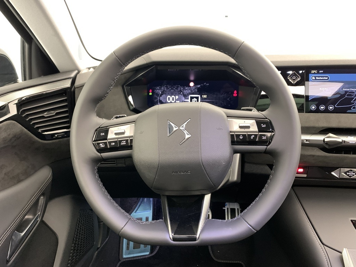 Citroën DS4 145 | Hybride e-DCT6 Etoile | Toit ouvrant | Mirror Screen | PLUSIEURS COLORIS