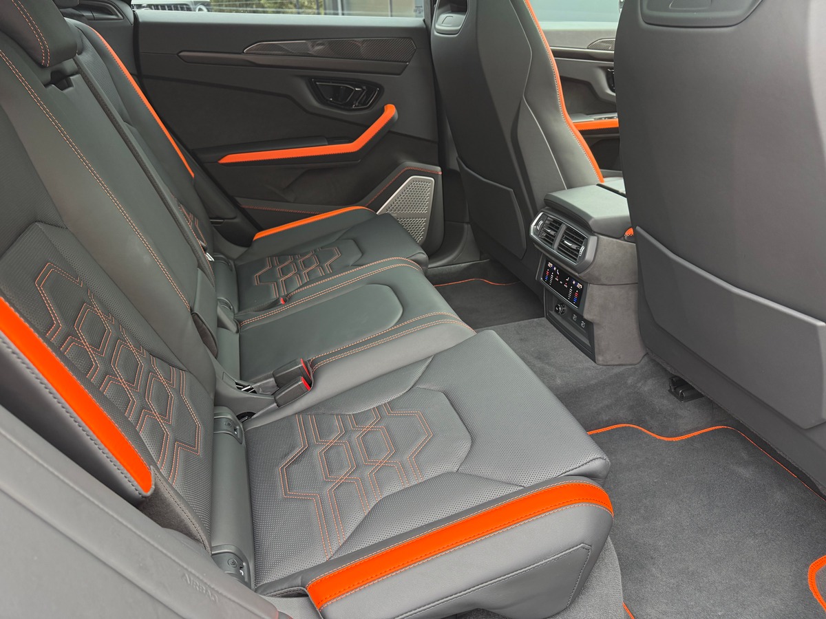 Lamborghini Urus 4.0 V8 800 CH SE / 1ERE MAIN / 14417 KMS