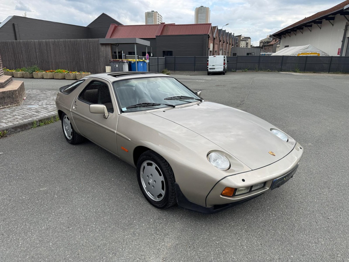 Porsche 928 S3 5.0 32soupapes 288