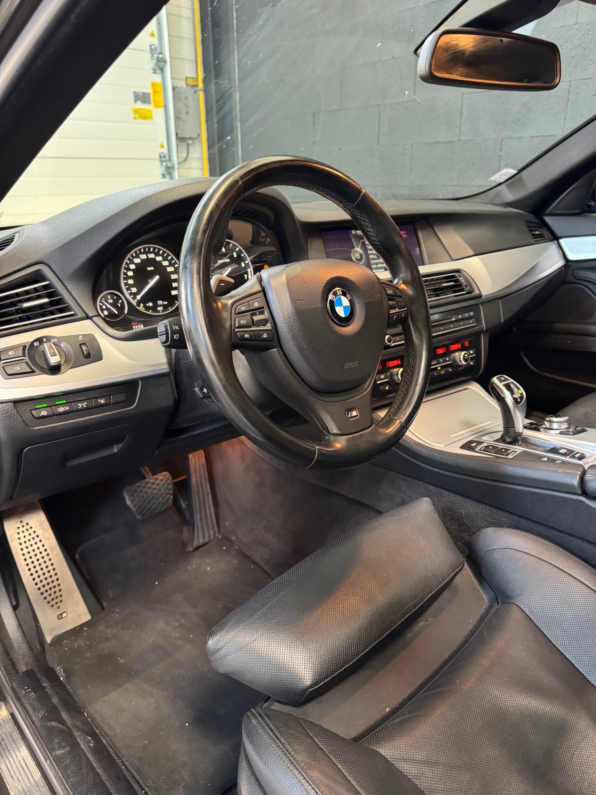 Bmw 535 i (F11) Finition M Sport Design x-drive 306ch BVA8