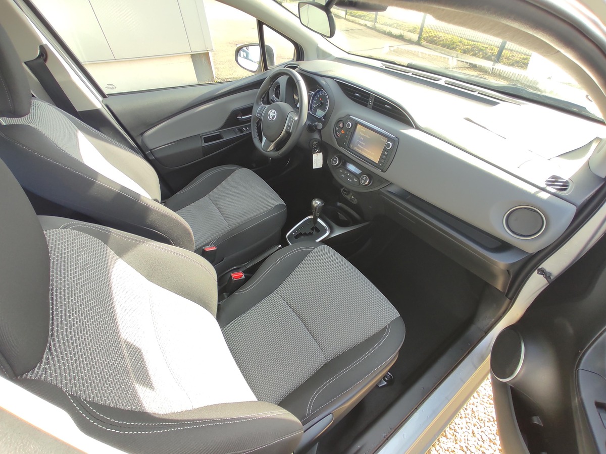 Toyota Yaris Hybrid 100 H Edition-S