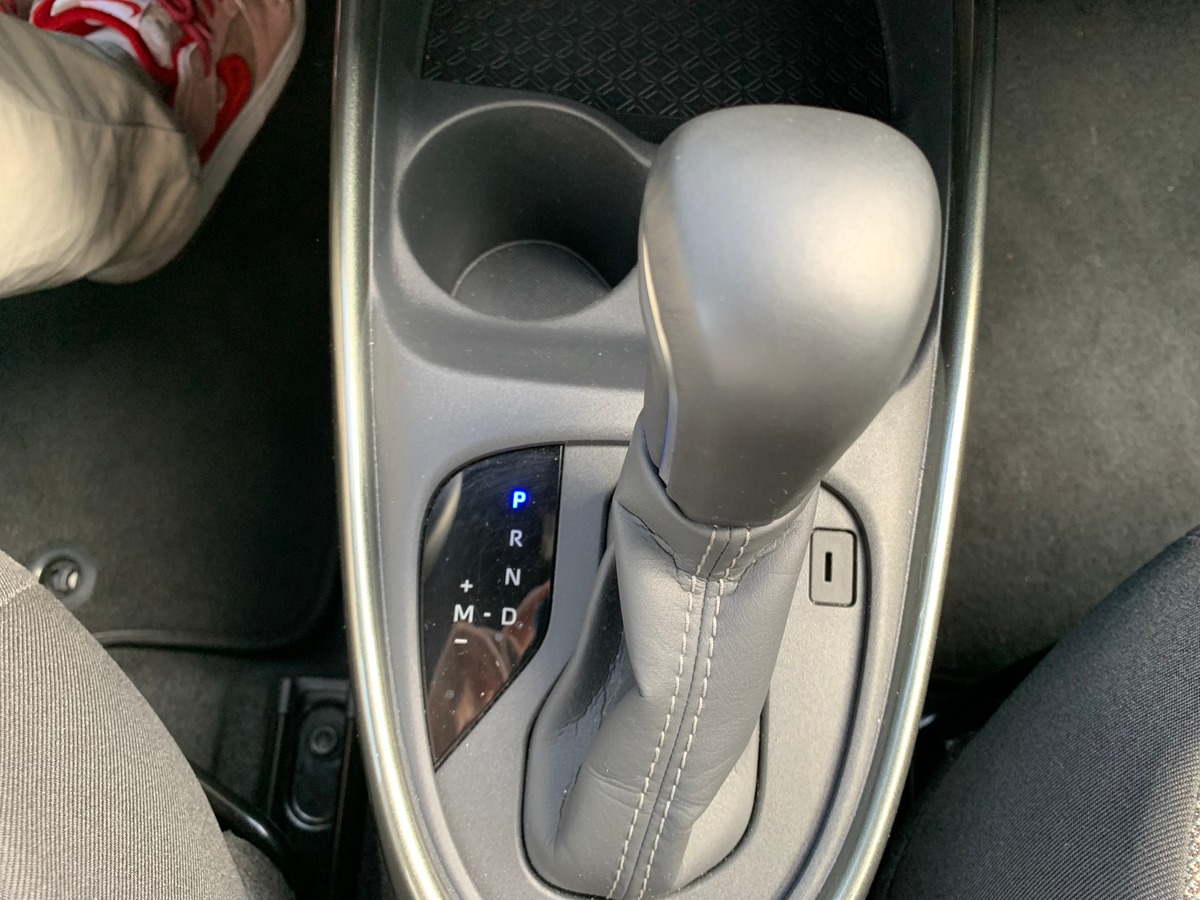 Toyota Aygo X 72 | Design | Apple car play | Régulateur | Climatisation | Ecran couleur tactile 8 "