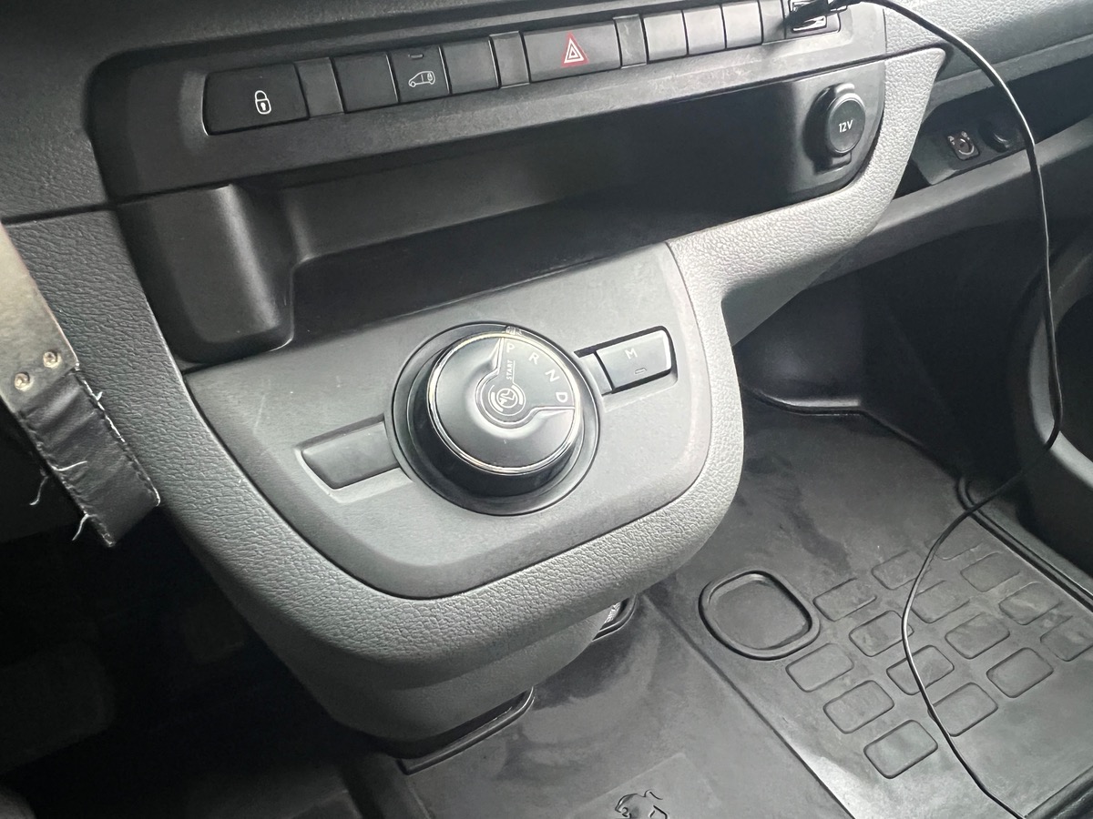 Peugeot Expert Fg Asphalt 2.0 Blue HDI 120 EAT8 Tole Standard TVA Récupérable