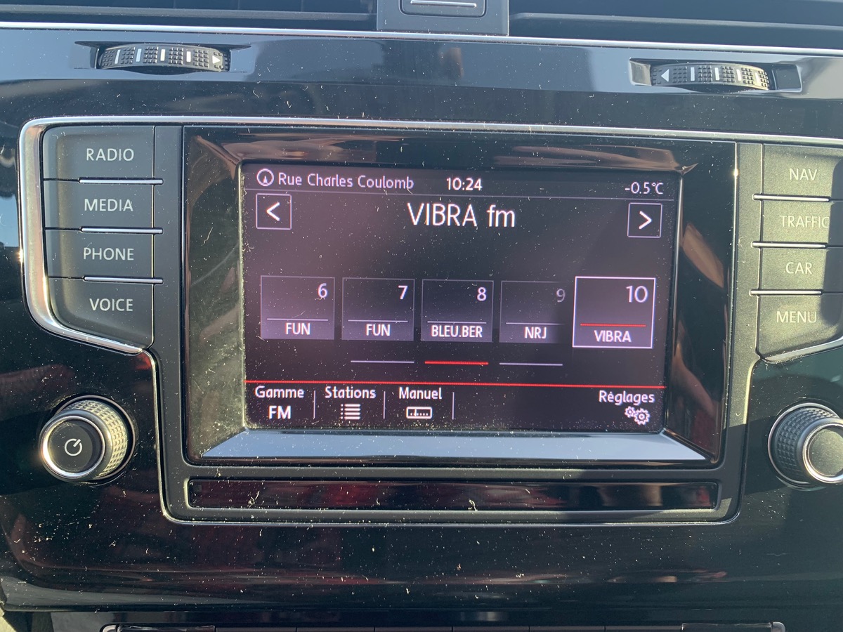 Volkswagen Golf 150 | Carat | JA 18" Durban | Suspensions Sport | Régulateur vitesse et de distance