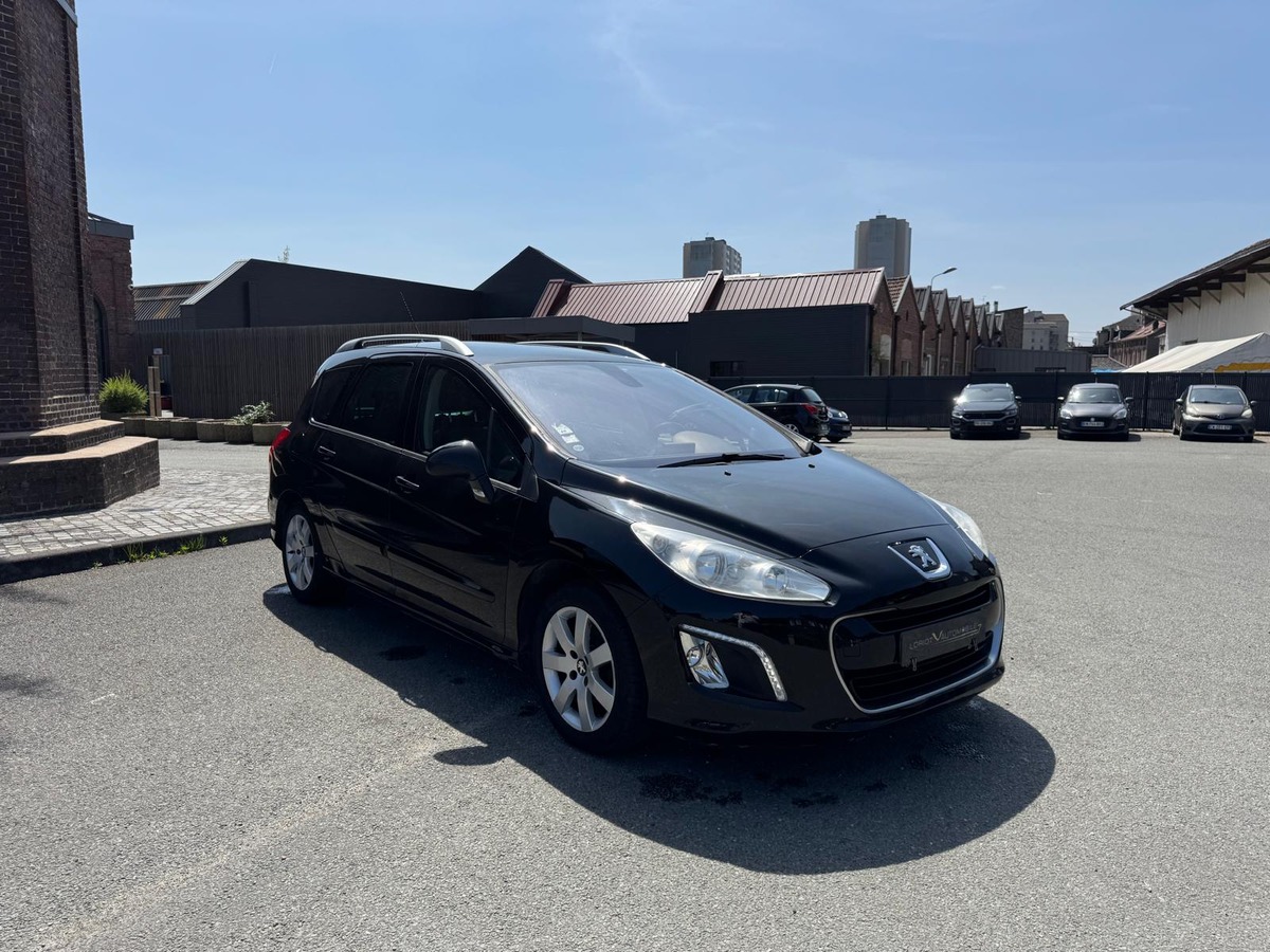 Peugeot 308 SW 1.6 HDI 112-7 PL- BOITE AUTOMATIQUE-DISTRIBUTION NEUVE