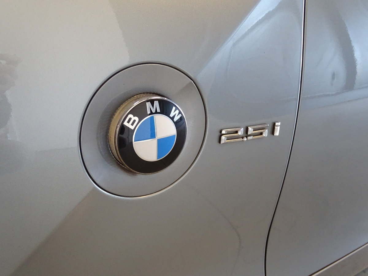 Bmw Z4 Roadster I (E85) 2.5i 177 Ch BVM6 HARD TOP