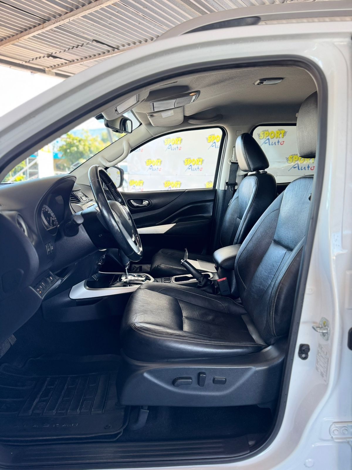 RENAULT ALASKAN DOUBLE CABINE 190CH 62000KM SPORT AUTO