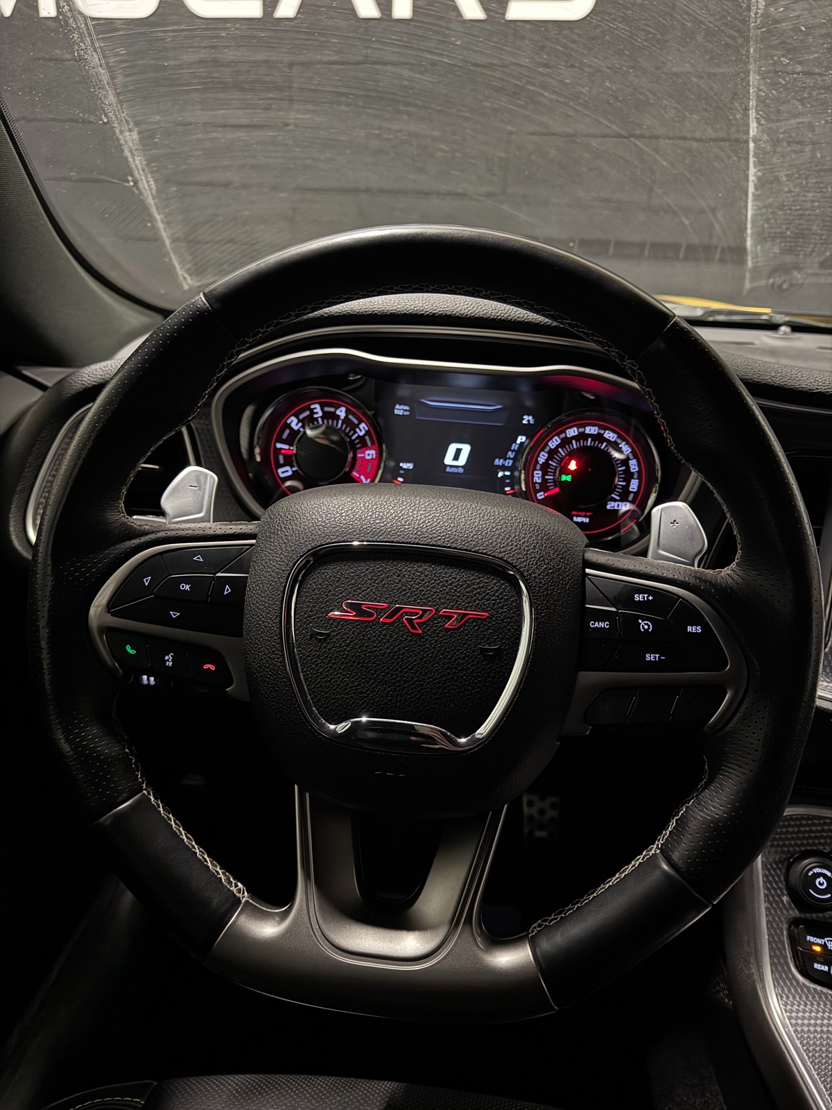 Dodge CHALLENGER SRT HELLCAT 6.2L 707 1ERE MAIN ORIGINE FRANCE