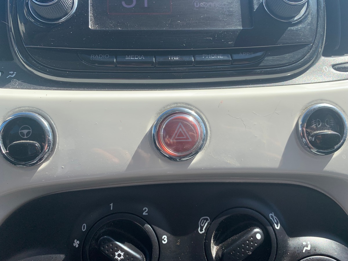 Fiat 500 LOUNGE | Kit mains libres Bluetooth | Régulateur de vitesse | CLIMATISATI0N