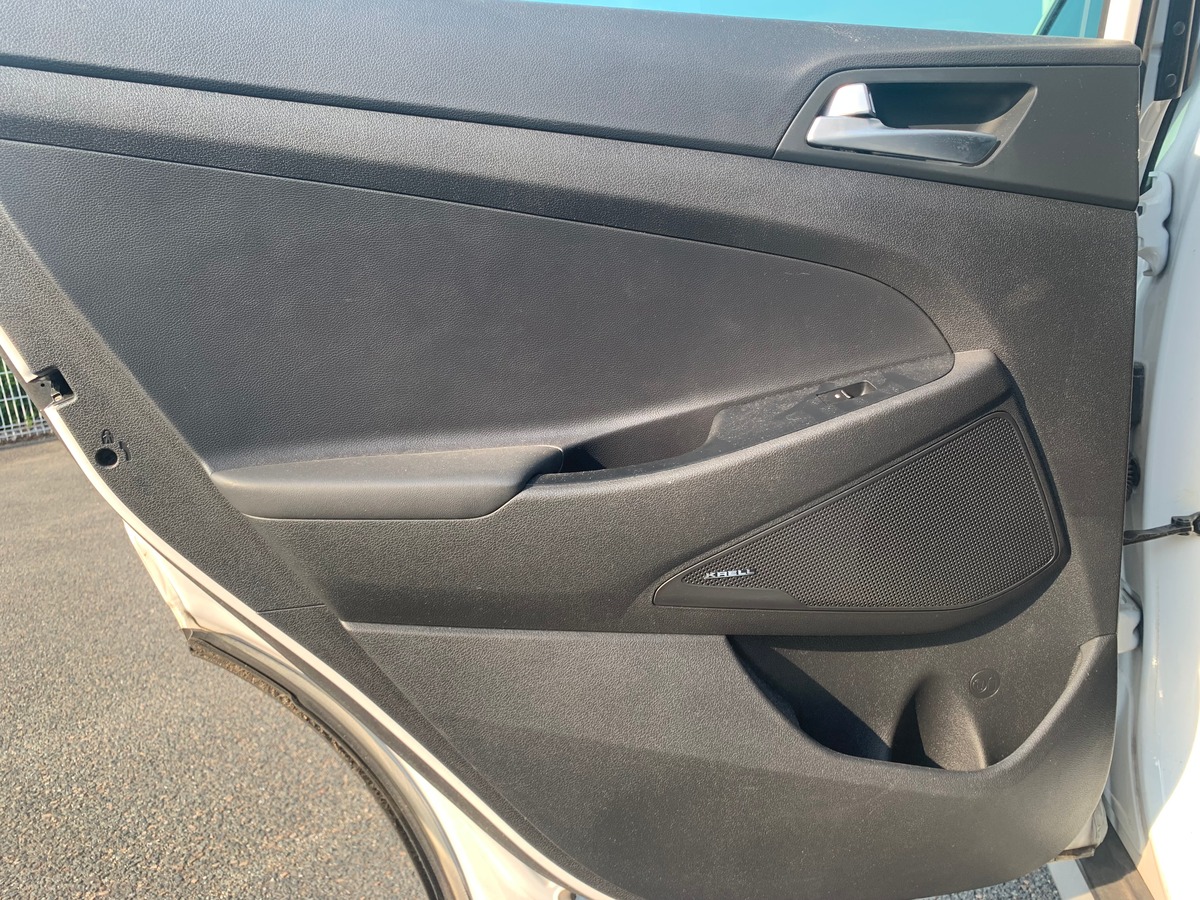Hyundai Tucson 136 | Premium | Toit panoramique | Caméra recul | Siéges chauffants | Apple car Play