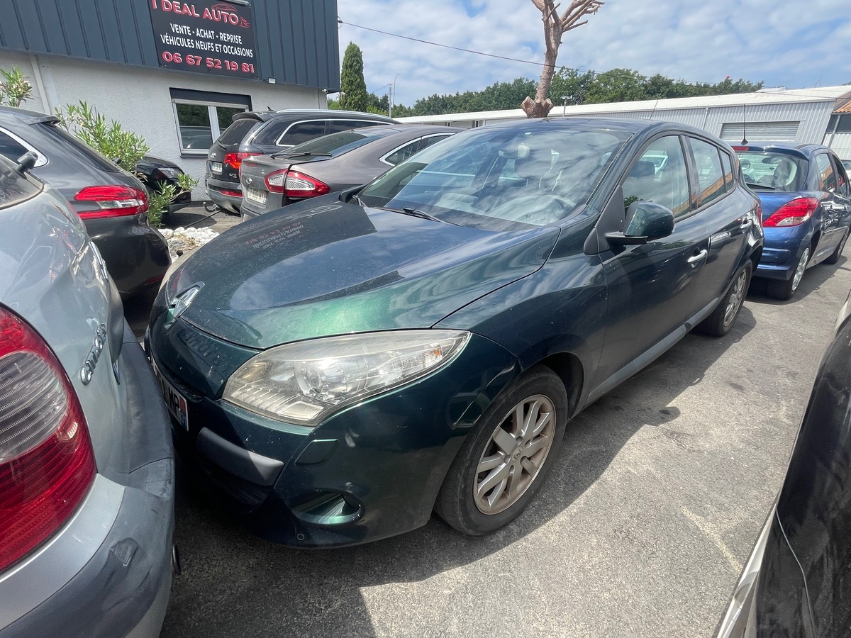 RENAULT Megane III