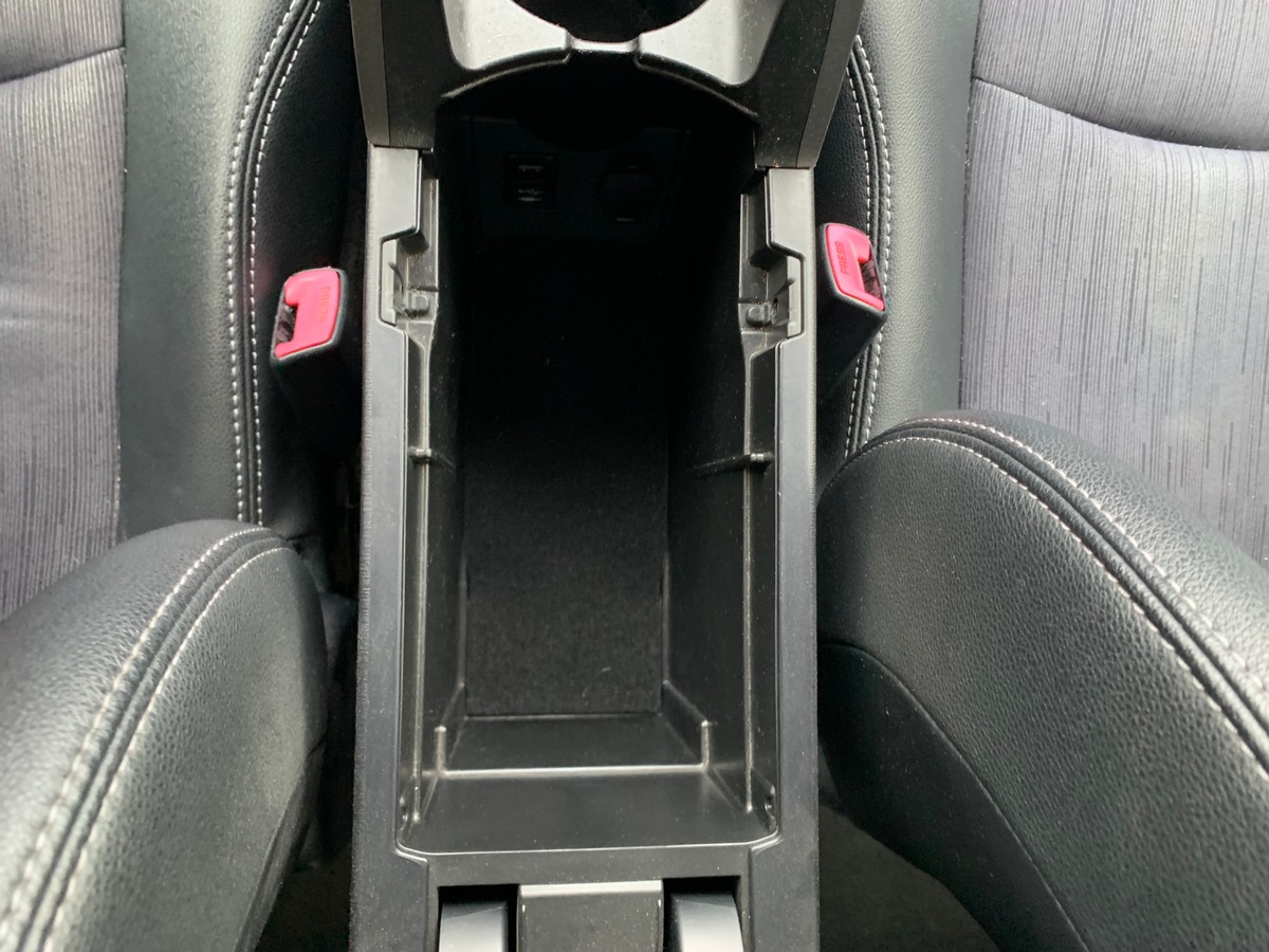 Toyota Prius 136 ch | Dynamic | Caméra de recul | Régulateur de vitesse | Climatisation