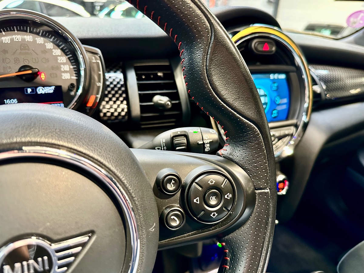 Mini Mini III Cooper S 192 Finition JCW BVA7 3P Options++ b