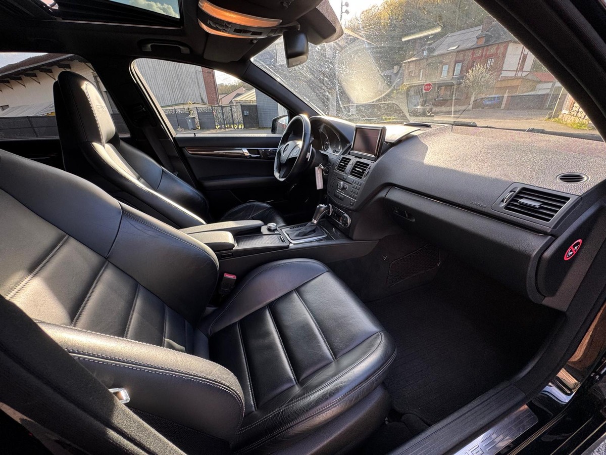 Mercedes-Benz Classe C 63 AMG 6.3 457cv Avantgarde BVA7- Suivi complet