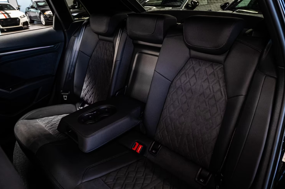 Audi RS3 Sportback IV 2.5 TFSI 400ch quattro S tronic 7 Bang&Olufsen Toit ouvrant Freins céramique