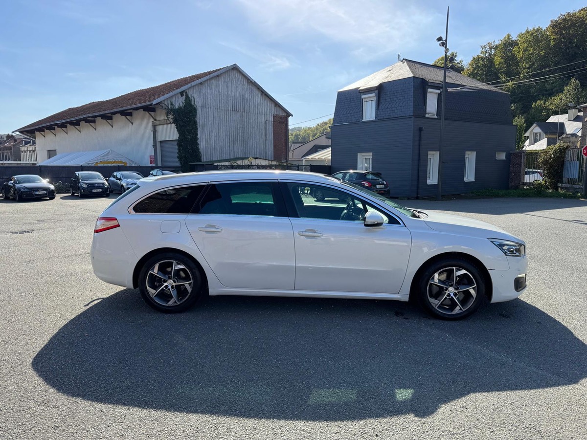 Peugeot 508 SW Phase 2 / 2.0 HDi 180 Allure -Boite automatique- Crochet d'attelage - Garantie