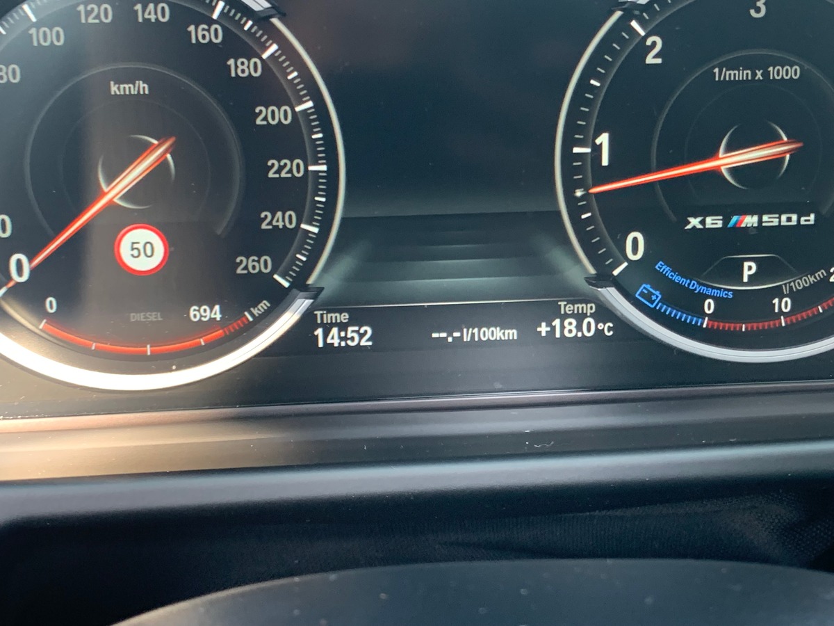 Bmw X6 380 | M | Toit ouvrant | Harman Kardon | Régulateur vitesse adaptatif | Attelage électrique