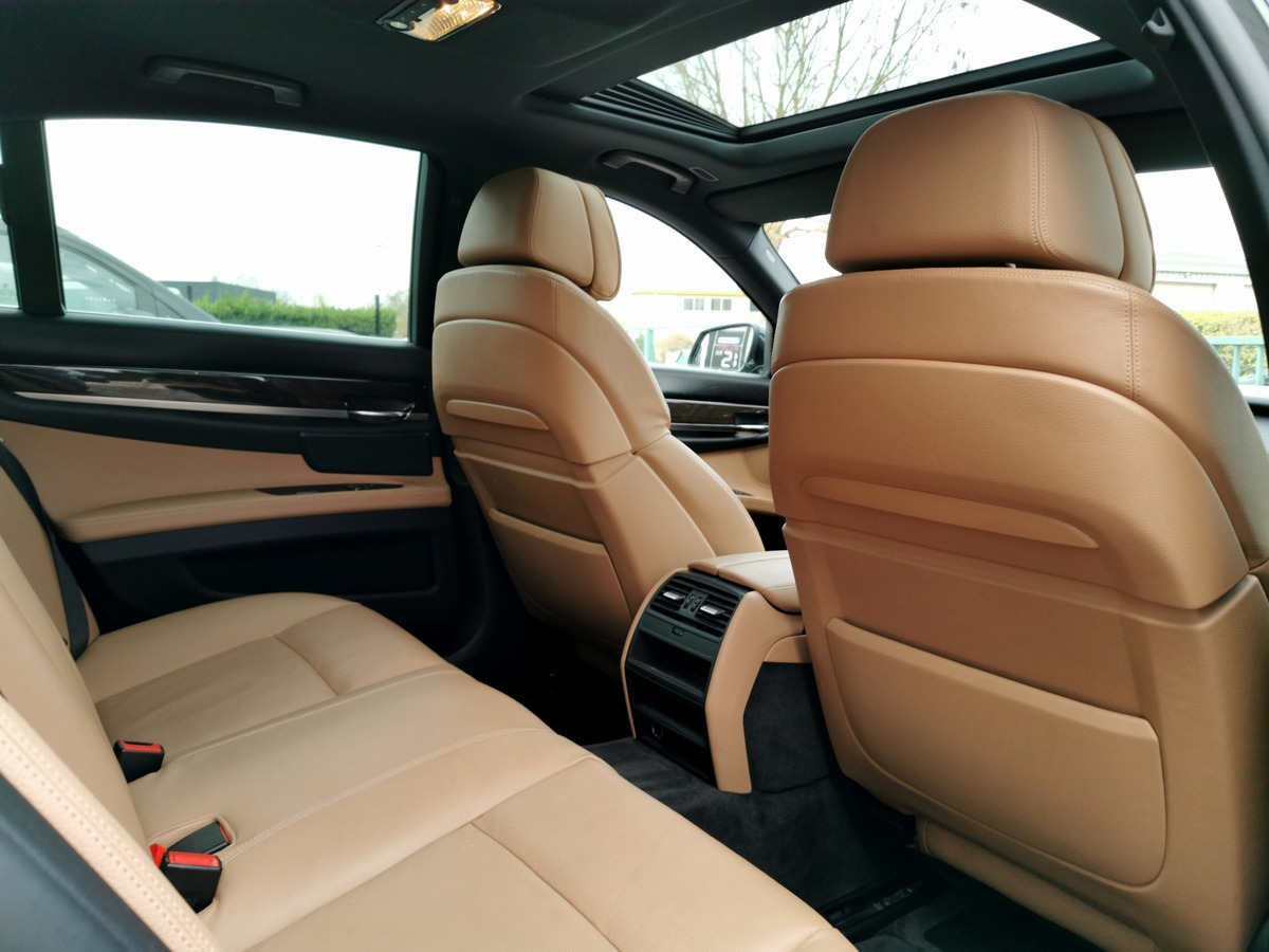 Bmw Série 7 740d EXCLUSIVE 306 FULL OPTIONS I