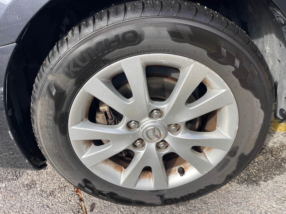 Mazda 3 1.6 i 105 CV / Phase 2 / 5 Portes / Boite Auto /