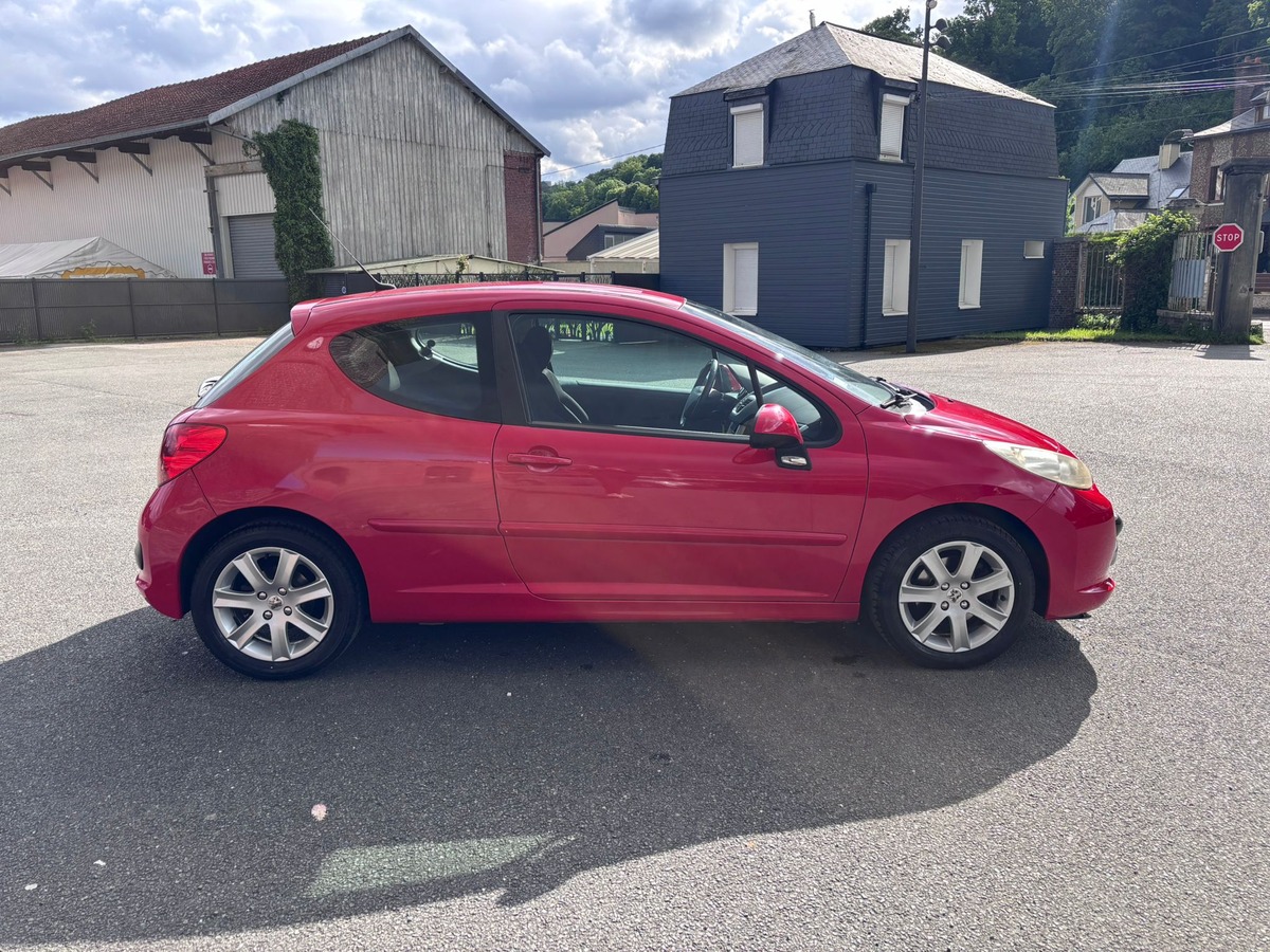 Peugeot 207 1.6 110 Sport Pack - Première main - Garantie - Distribution neuve