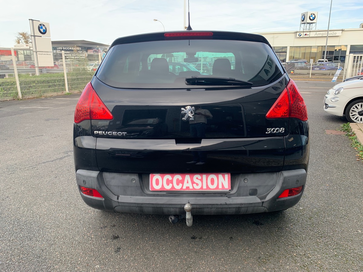 Peugeot 3008 115 ch | GPS | Bluetooth | Régulateur de vitesse | Sièges rang 2 rabattables à plat