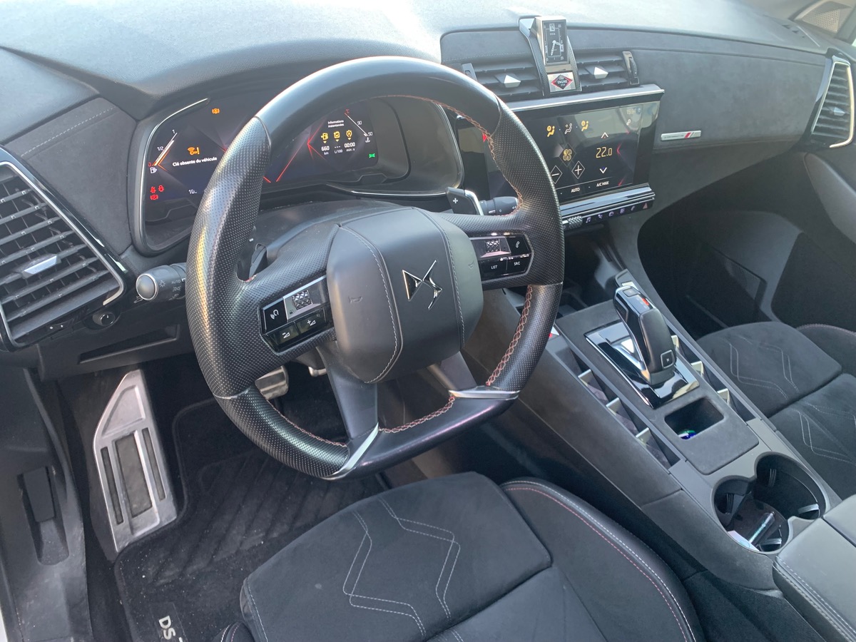 DS DS 7 130 ch | PERFORMANCE LINE + | Caméra de recul | Coffre mains-libres | Sièges électriques