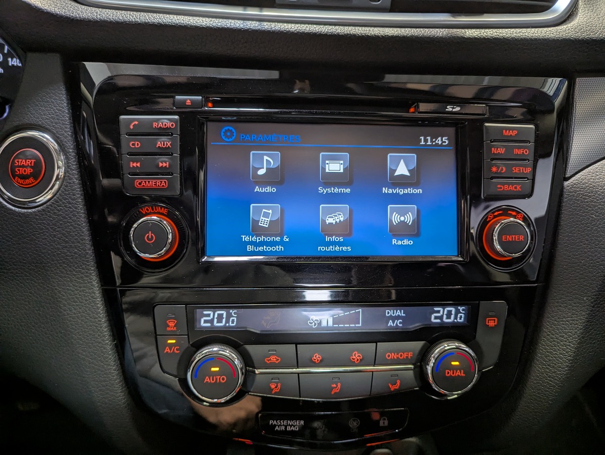 Nissan Qashqai 1.2 dig TEKNA