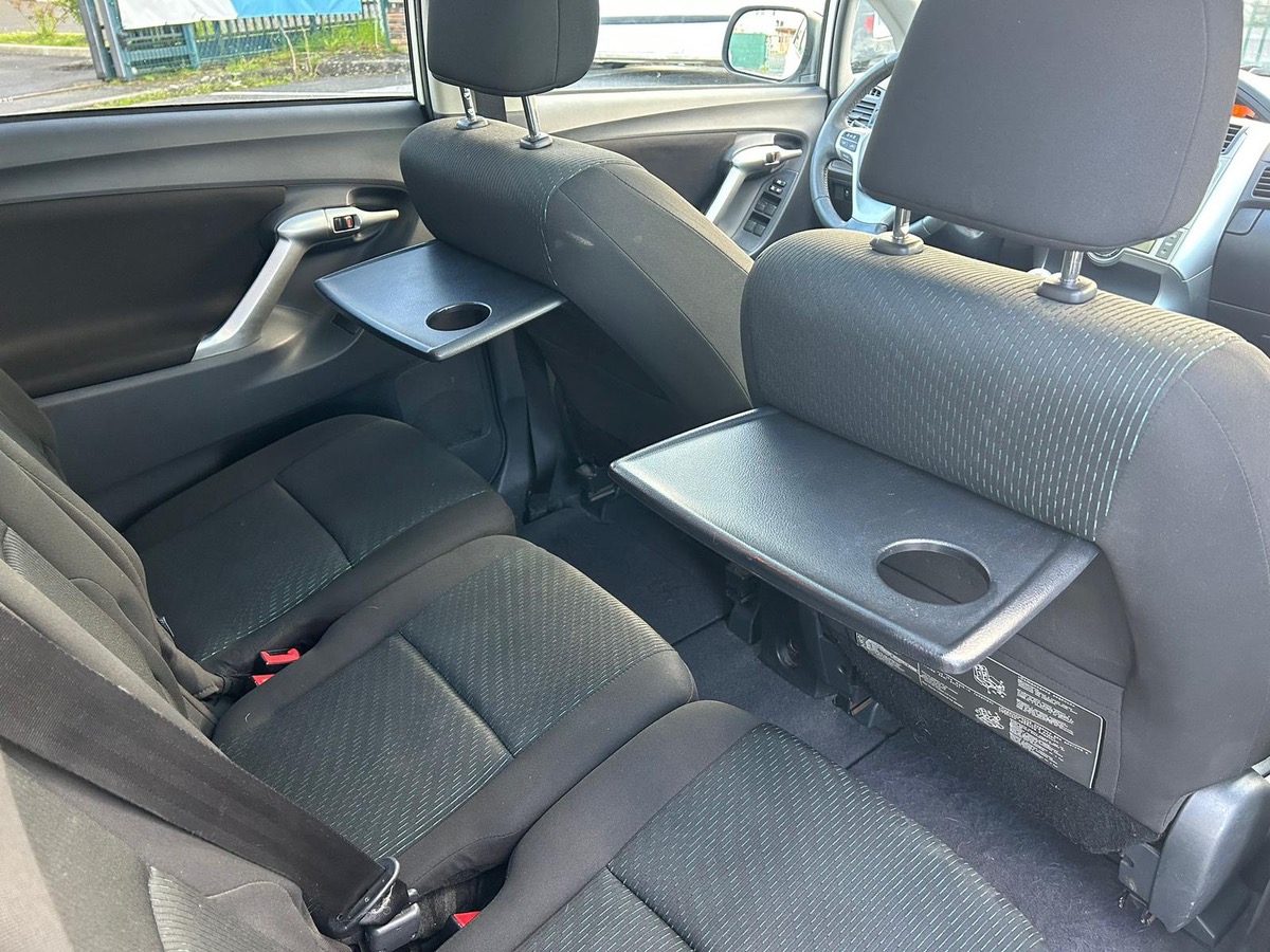 Toyota Verso 2.0 D-4D 128 CV skyview 4XCBL