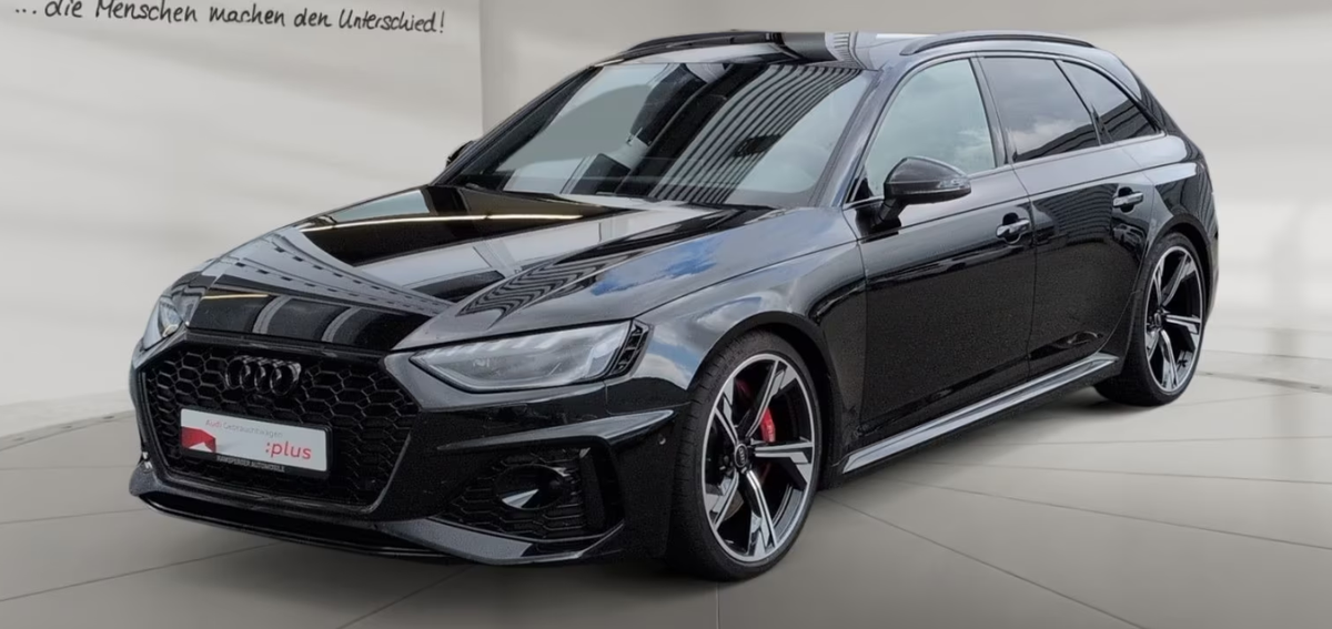 Audi RS4 Avant 2.9 V6 TFSI 450ch quattro tiptronic 8/Attelage/Bang&Olufsen/Toit ouvrant