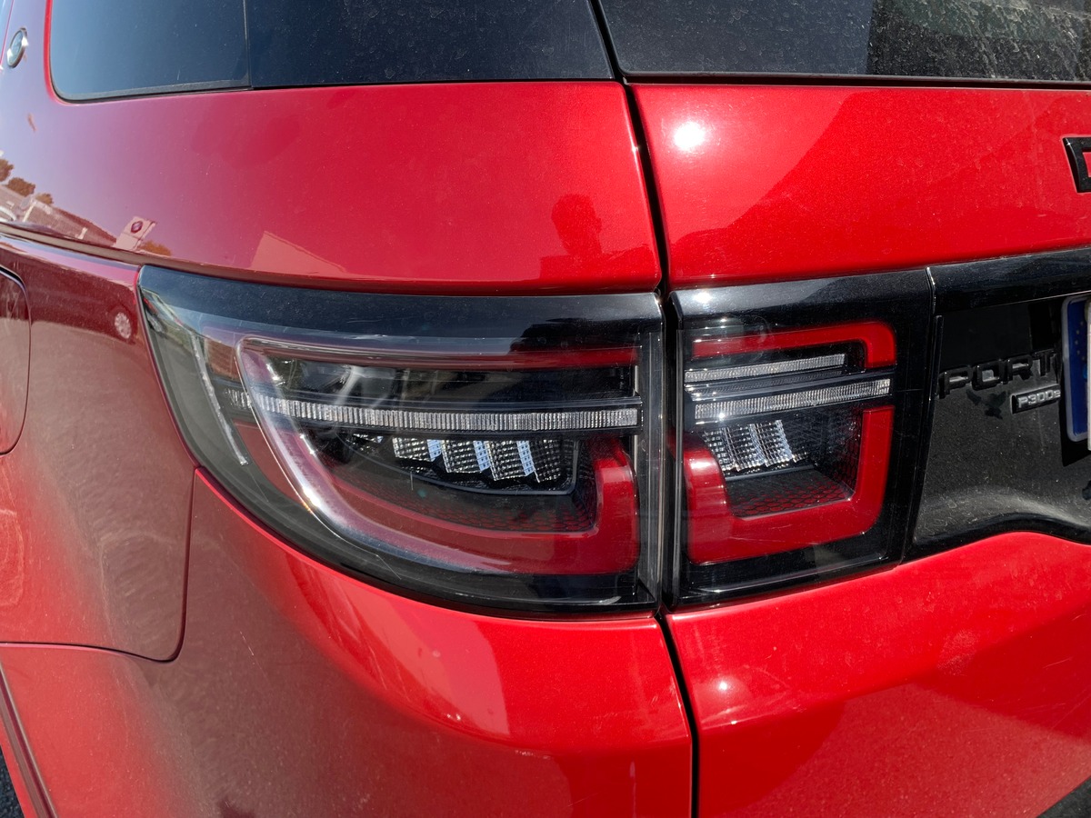 Land-Rover Discovery Sport L550 | P300e | PHEV | Toit panoramique | Caméra recul | Apple car play