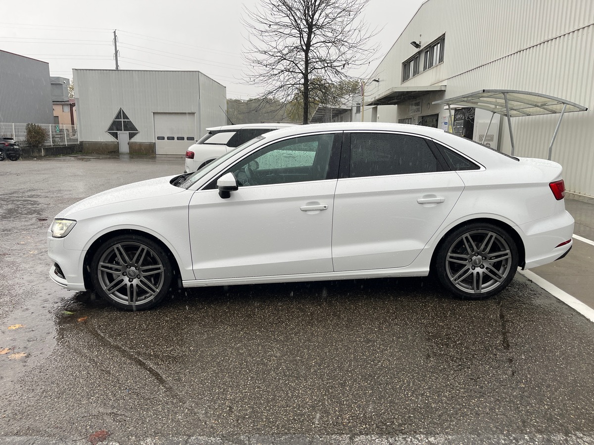 Audi A3 Berline 2.0 150ch BUSINESS DSG, SUIVI COMPLET, VIRTUAL COCKPIT, CAMERA, KEYLESS, REGULATEUR