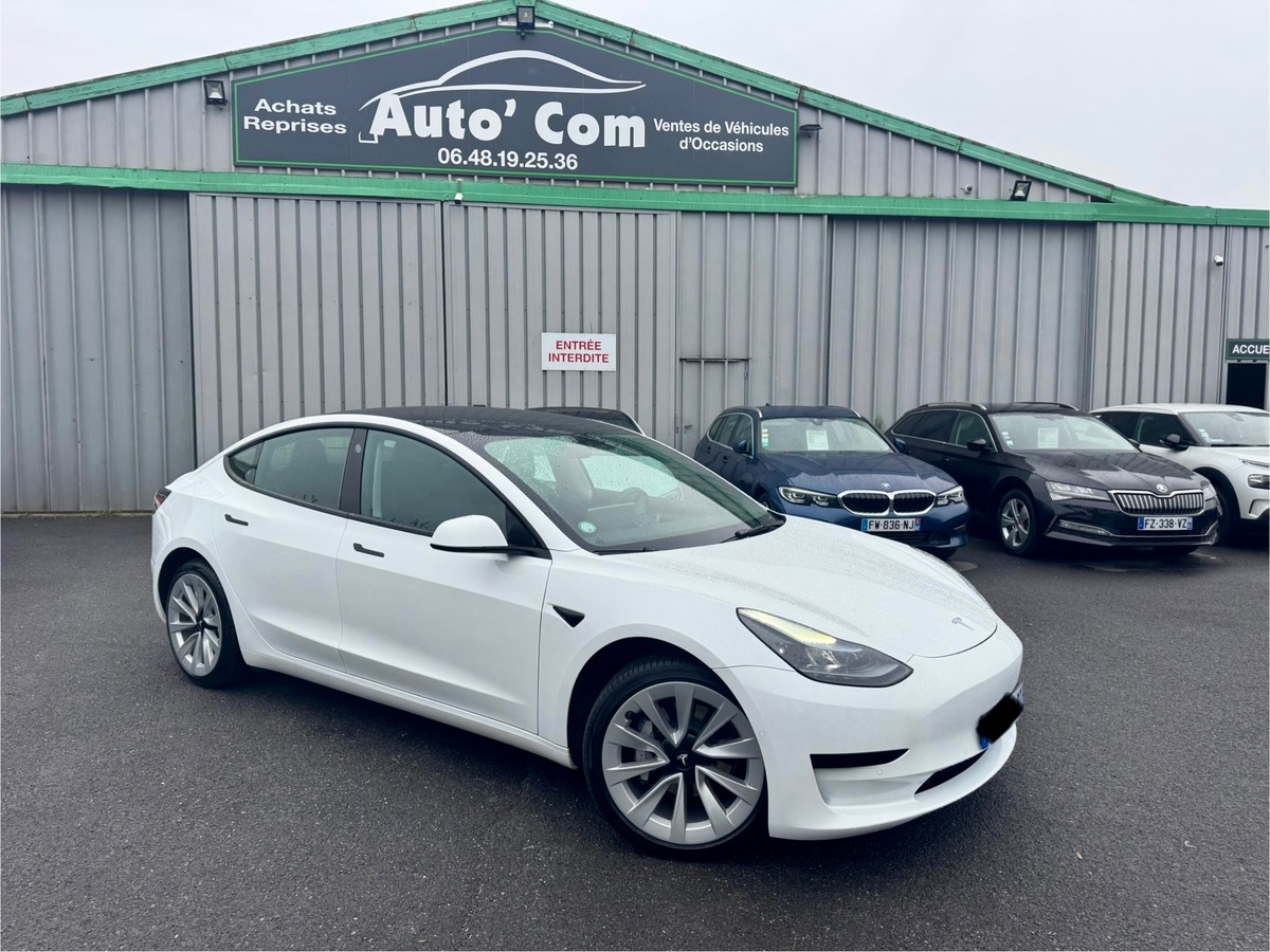 Tesla Model 3 STANDARD RWD