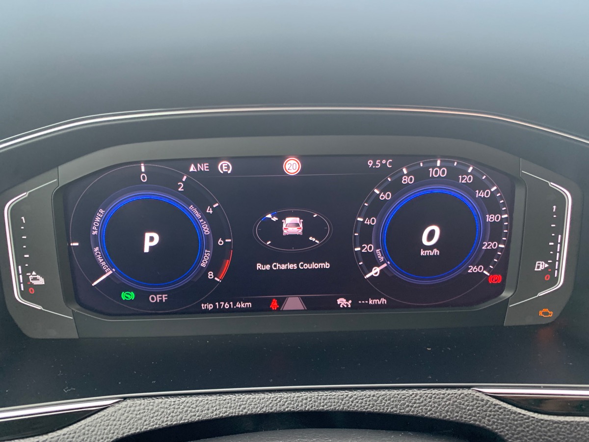 Volkswagen Passat 218 ch | GTE | Combiné instruments digital | Assistant Feu de Route