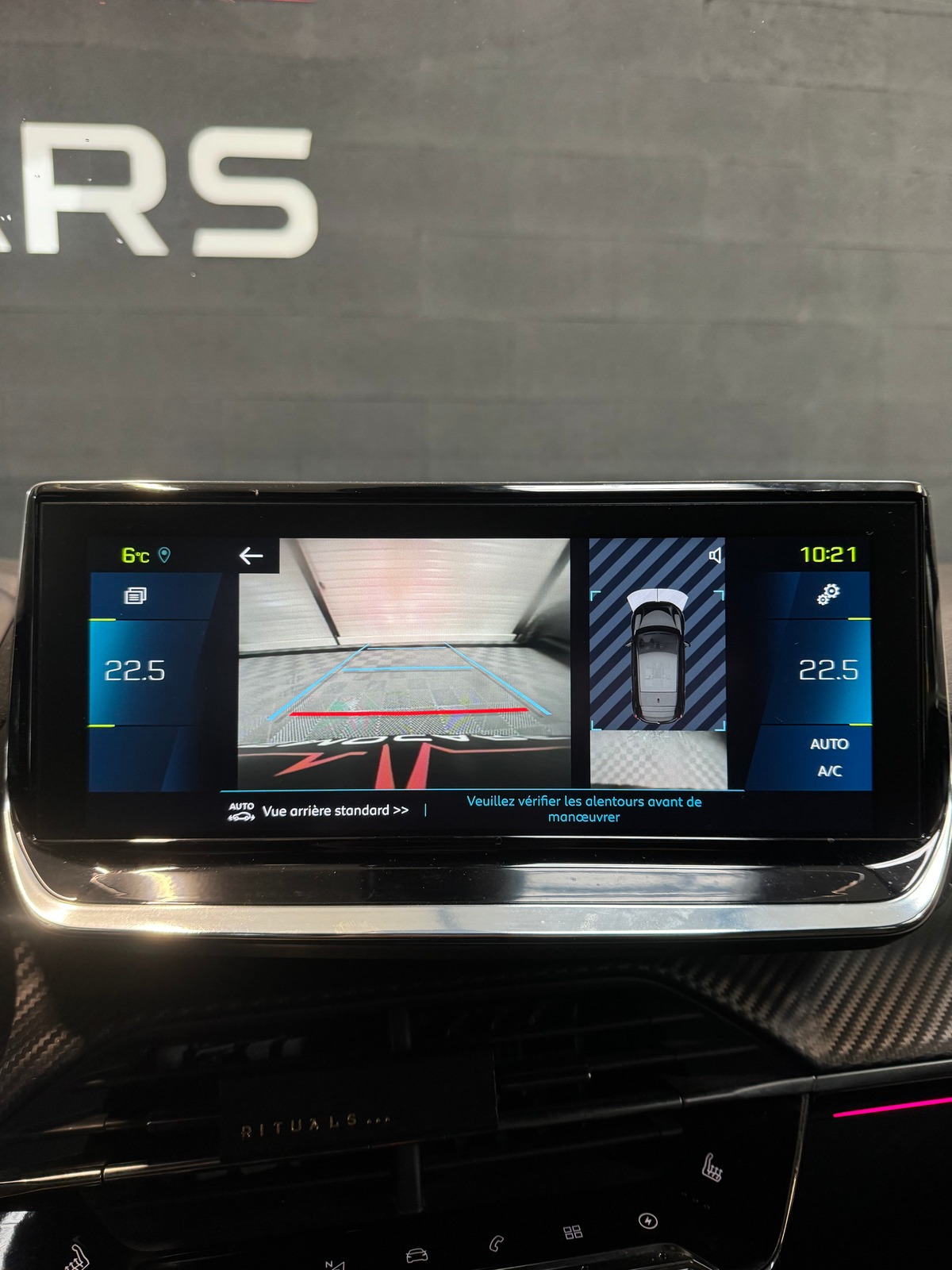 Peugeot 208 e-208 136ch GT