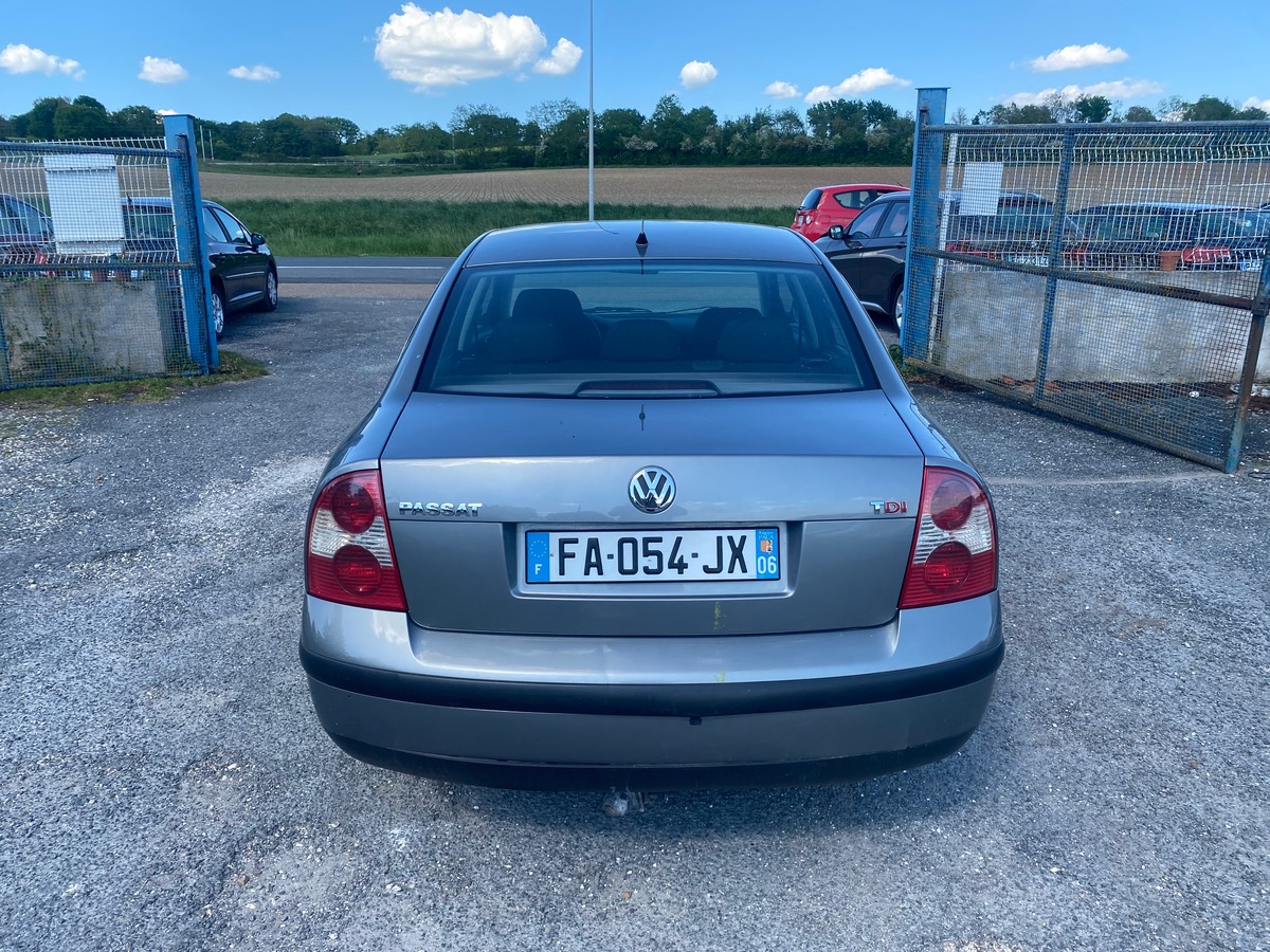 Volkswagen Passat 1.9 TDI 130cv 04/2001 boite 6 vitesse 
