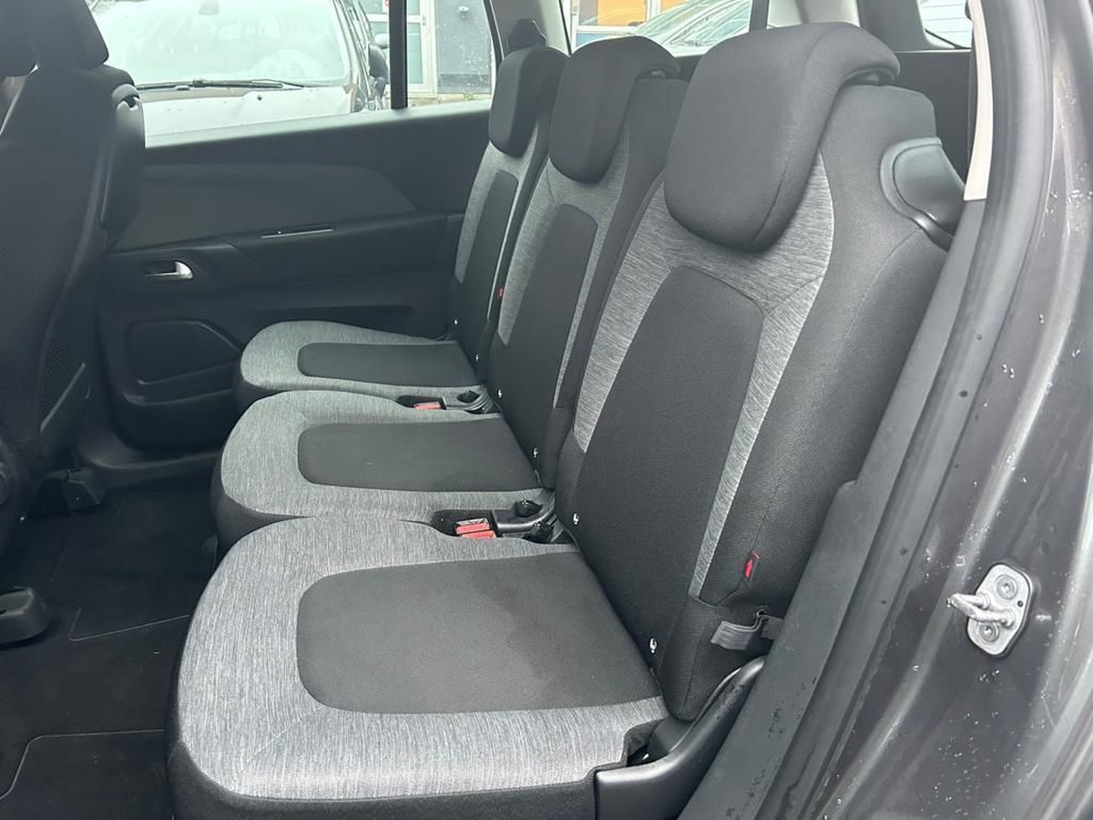 Citroën Grand C4 Picasso 1.6 BLeuHDI 120 CV 7 places 4XCB