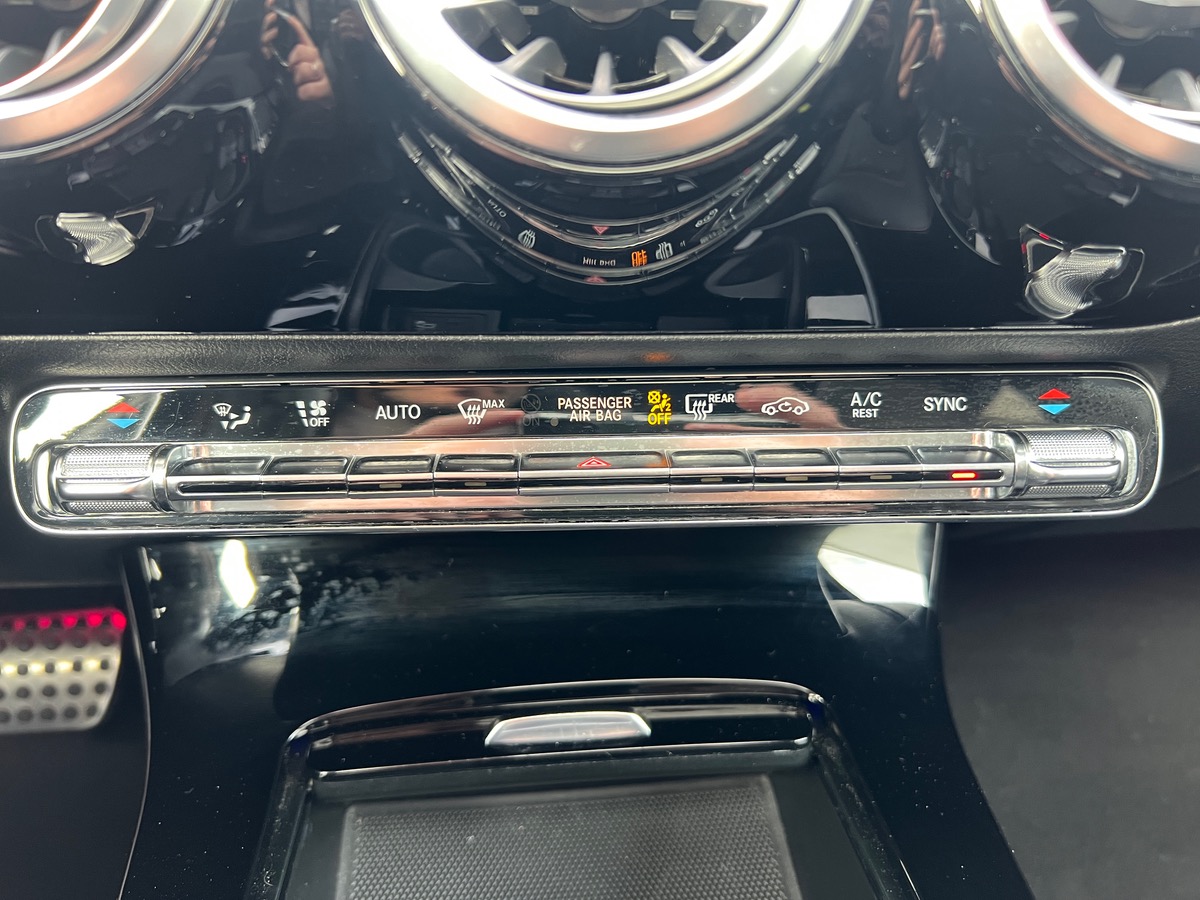 Mercedes-Benz Classe A 200d AMG LINE 150cv, SUIVI COMPLET, TOIT OUVRANT, CARPLAY, LED, MULTIBEAM