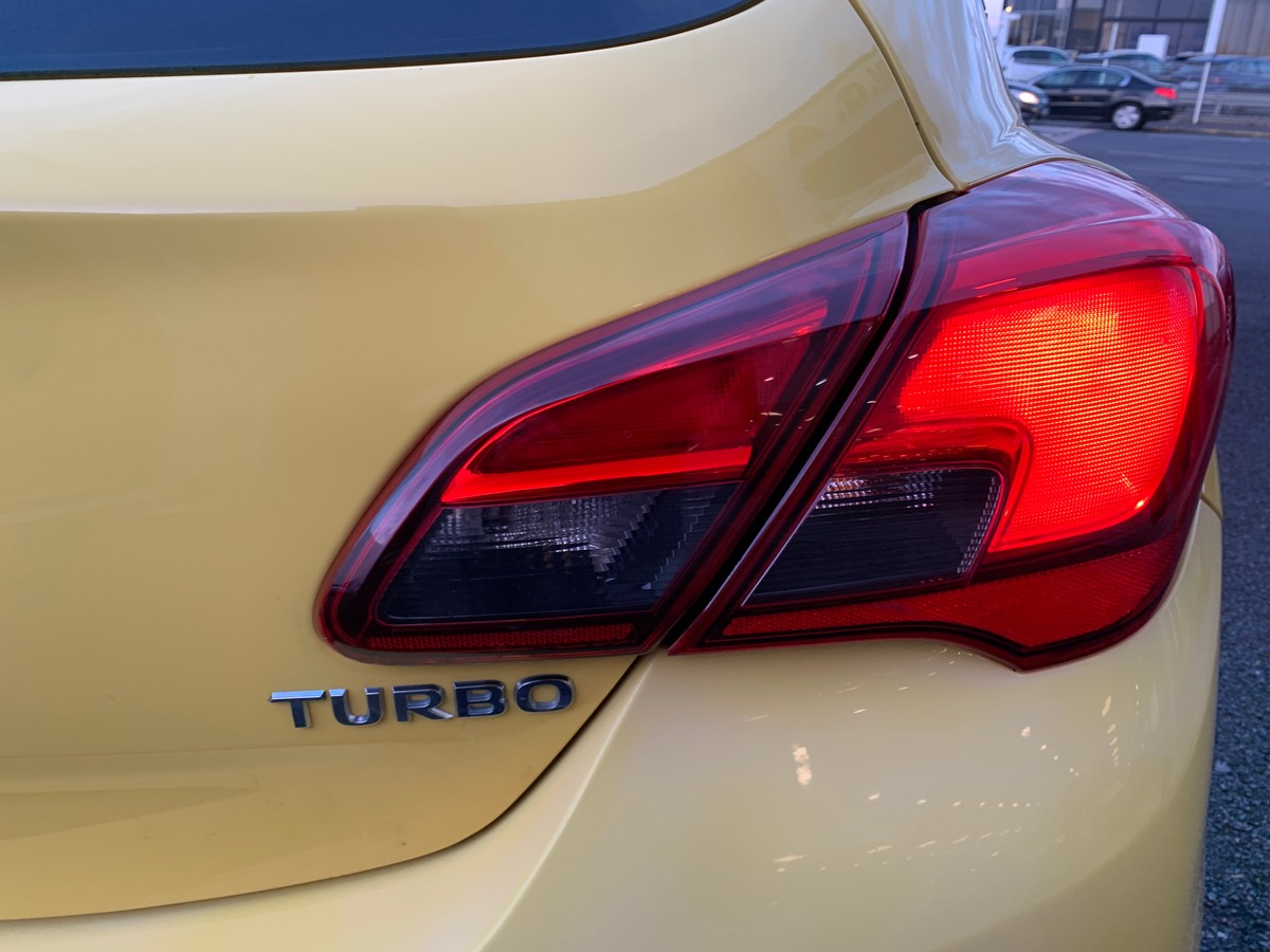 Opel Corsa 100 ch | Color edition | Climatisation | Bluetooth