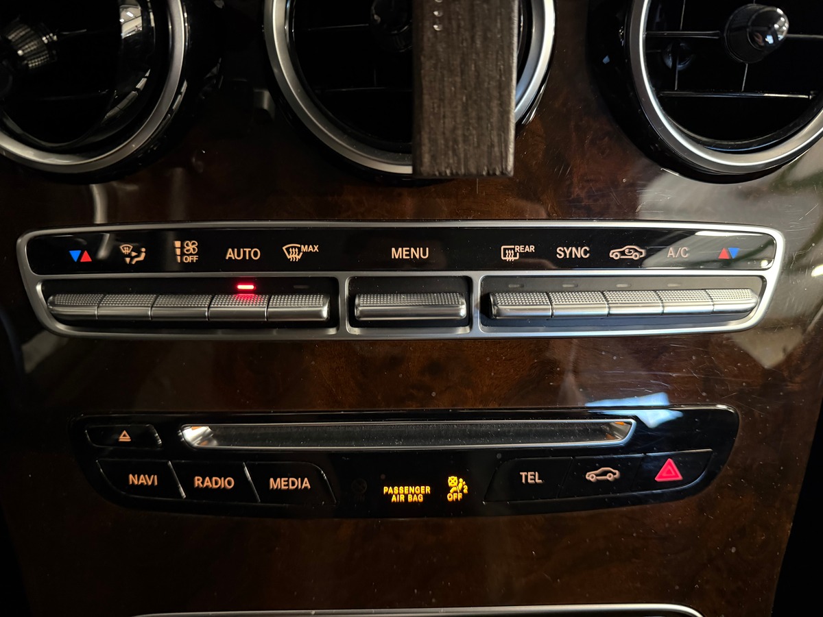 Mercedes Benz GLC 250 d 9G-Tronic 4Matic Caméra de Recul / Lumiere d Ambiande / Sono Burmester