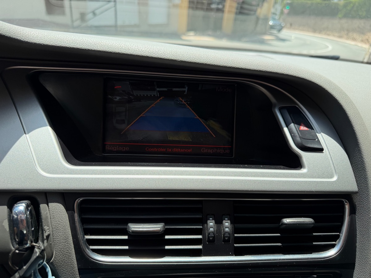 Audi A4 2.7 TDi V6 190 CV / Ambition Luxe / Boîte auto / Caméra / Km Réel