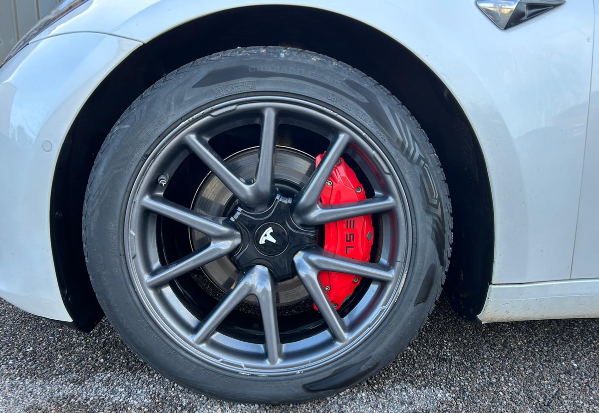 Tesla Model 3 Dual Motor (Long Range)