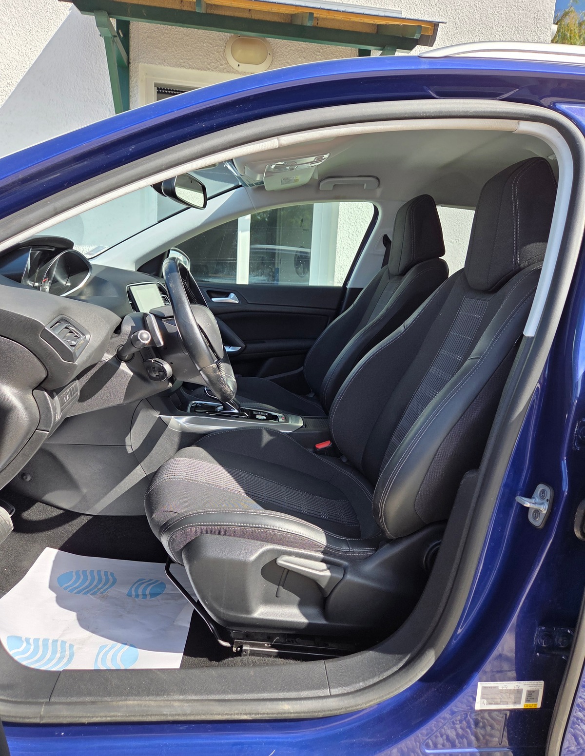 Peugeot 308 SW 1.5 BHDI 130 CV EAT8 PACK ALLURE / TVA RECUPERABLE 8325.00 HT