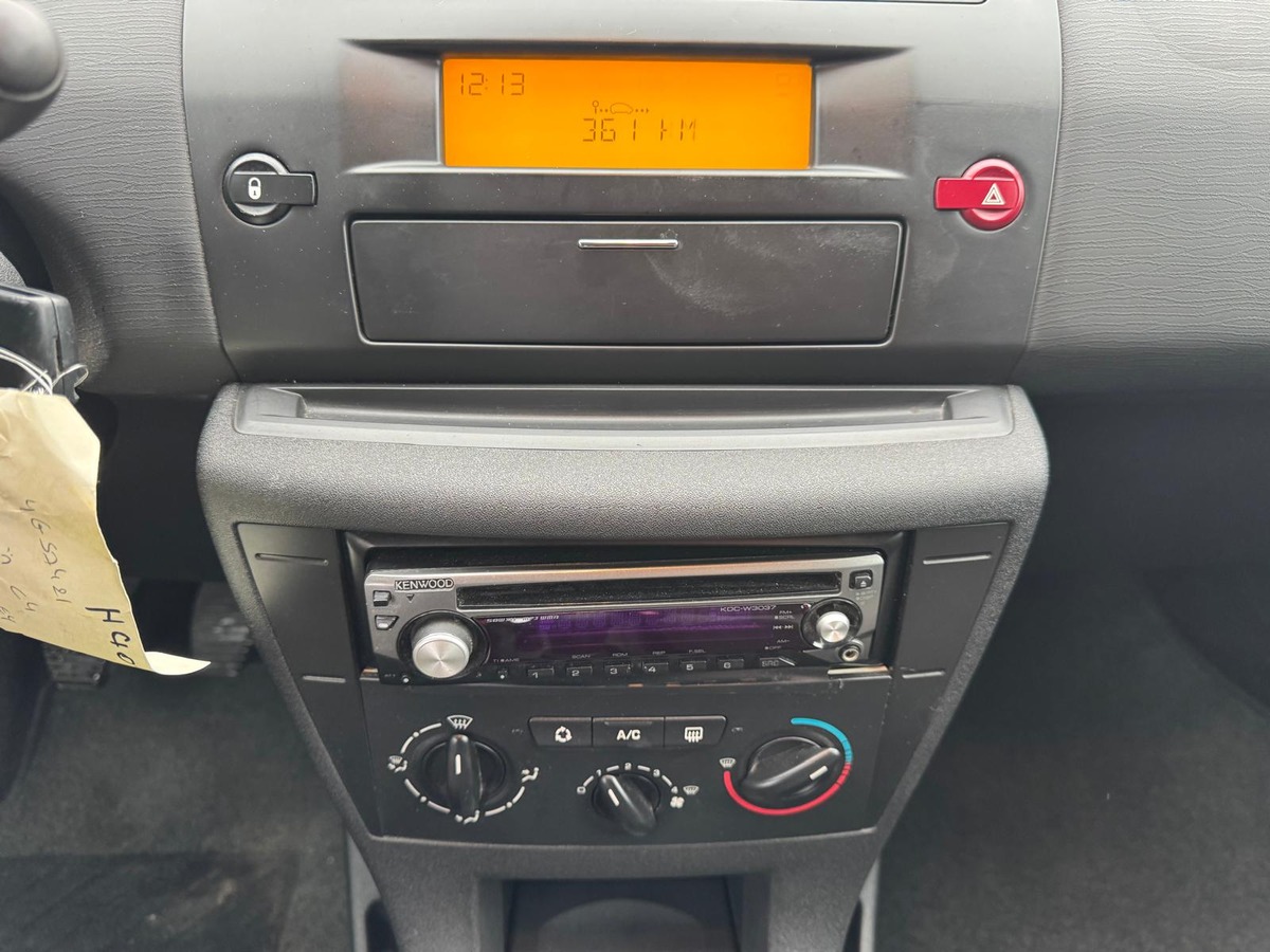 Citroën C4 1.4 Style - Révisée - Garantie