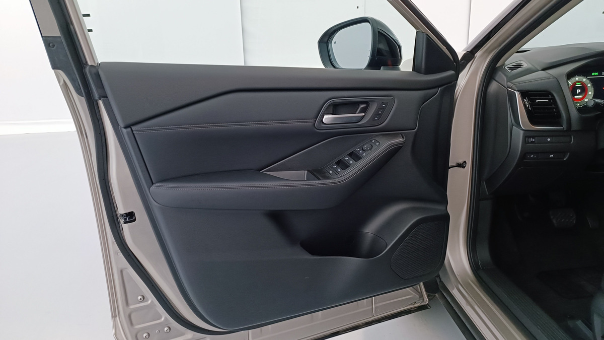 Nissan NISSAN X TRAIL e-Power 204 chevaux N-Trek | Jantes alliage 18" N-TREK | PLUSIEURS COLORIS