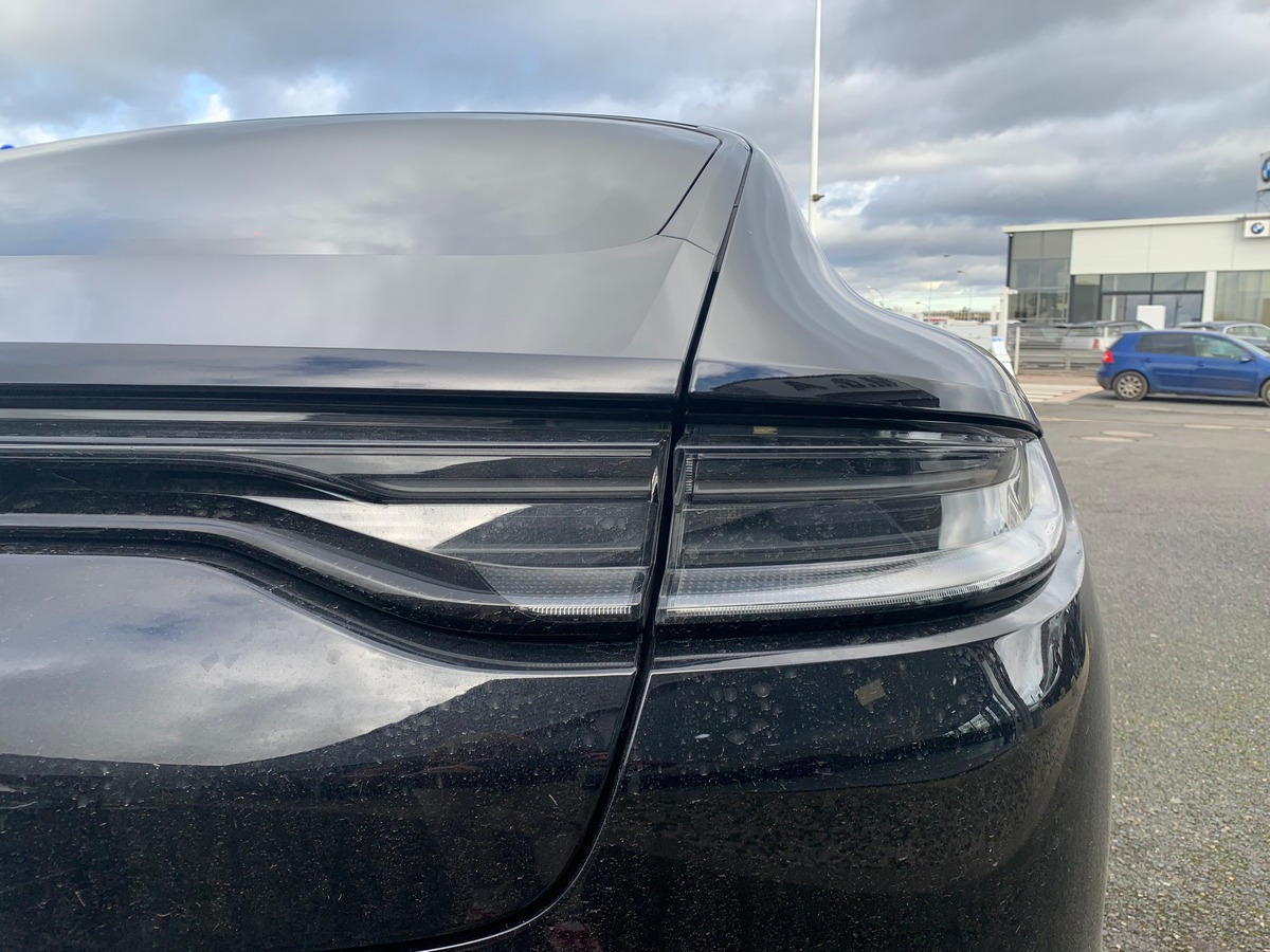 Porsche Panamera 465 ch | Platinium Edition | 4 E- Hybrid | TVA Récupérable | Jantes Sport Exclusive