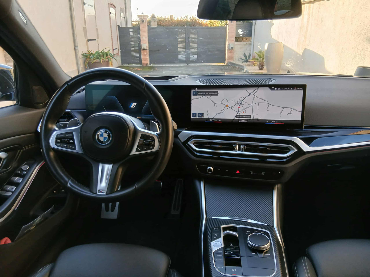 Bmw 320e touring xdrive 204 ch | M SPORT | XDRIVE | Attelage | Caméra de recul | Eclairage ambiance