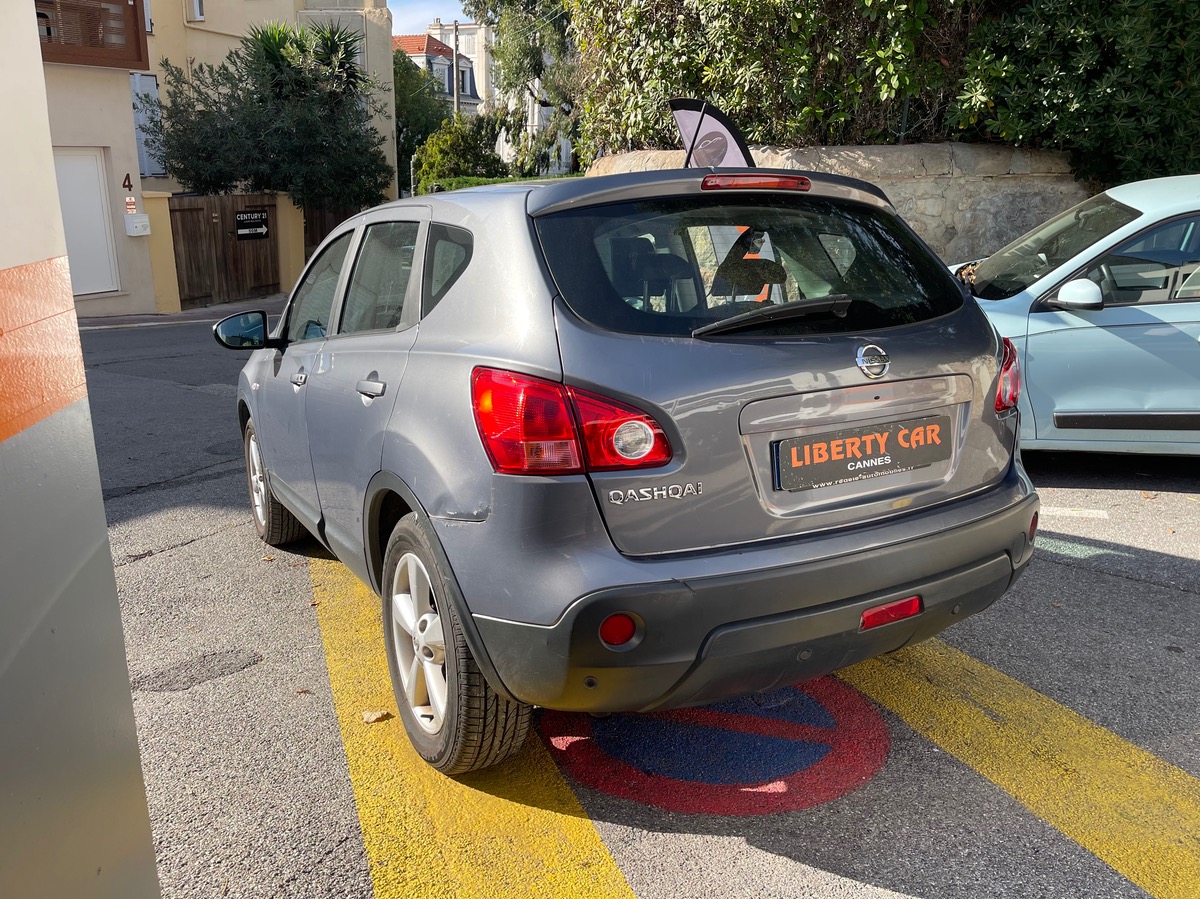 Nissan Qashqai 2.0 i 140 CV  All-Mode 4WD / Toit Panoramique / Boite Auto